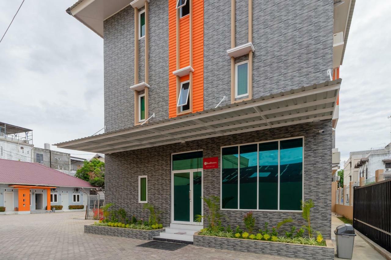 Hotel Reddoorz Syariah @ Panglima Polem Aceh à Banda Aceh Extérieur photo