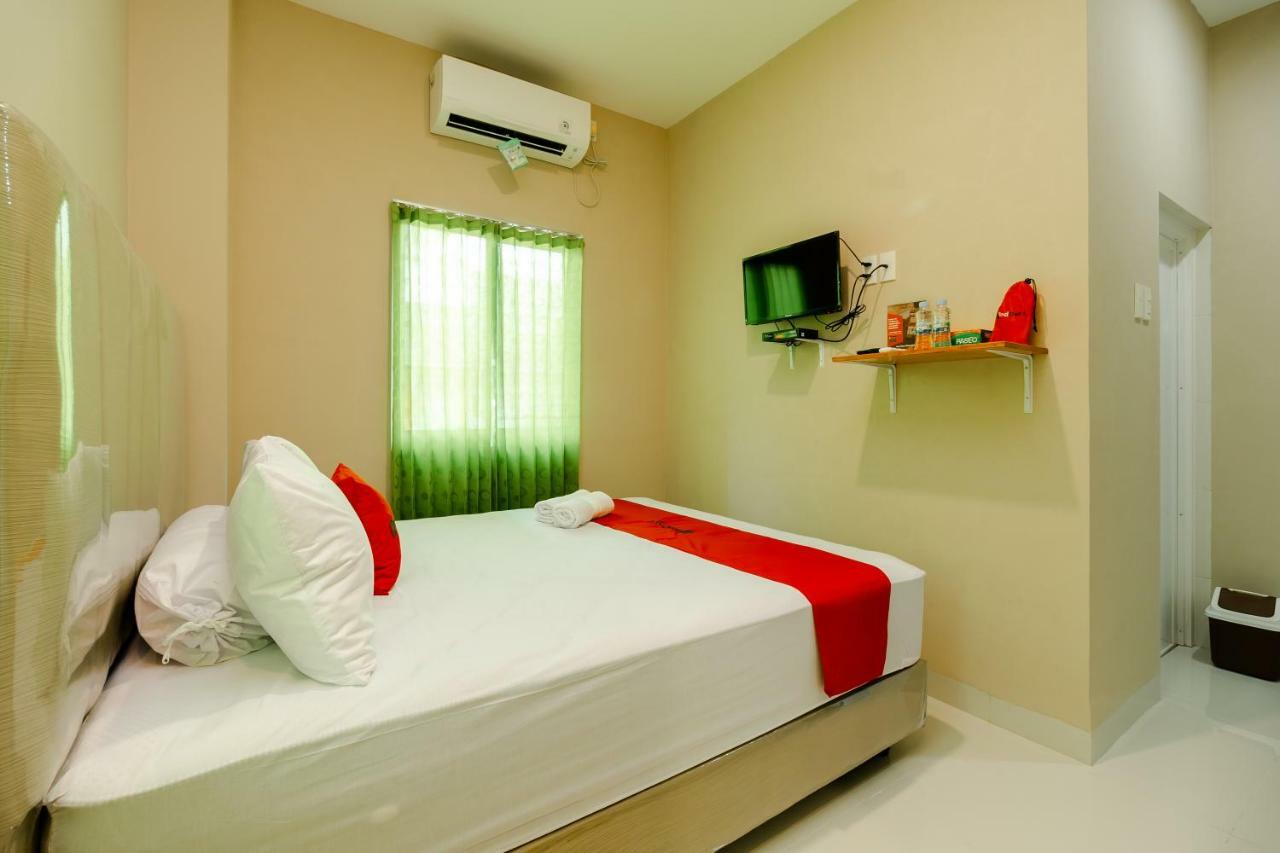 Hotel Reddoorz Syariah @ Panglima Polem Aceh à Banda Aceh Extérieur photo